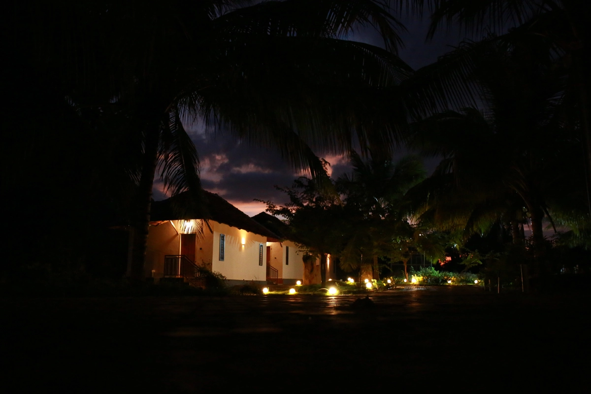 Cottages closed to nature